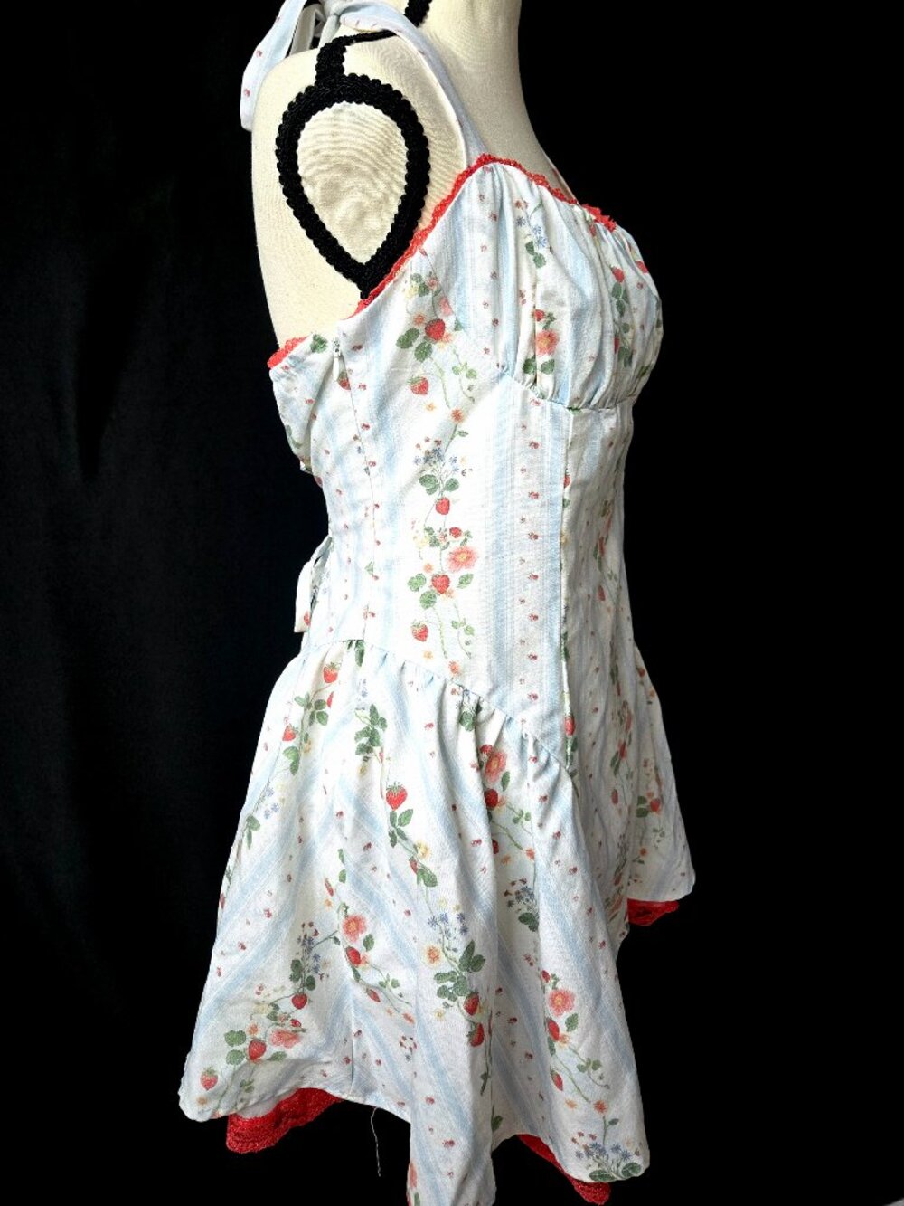 Cider Halter Dress Large Strawberry Floral Coquette Cottagecore Milkmaid - Picture 4 of 12